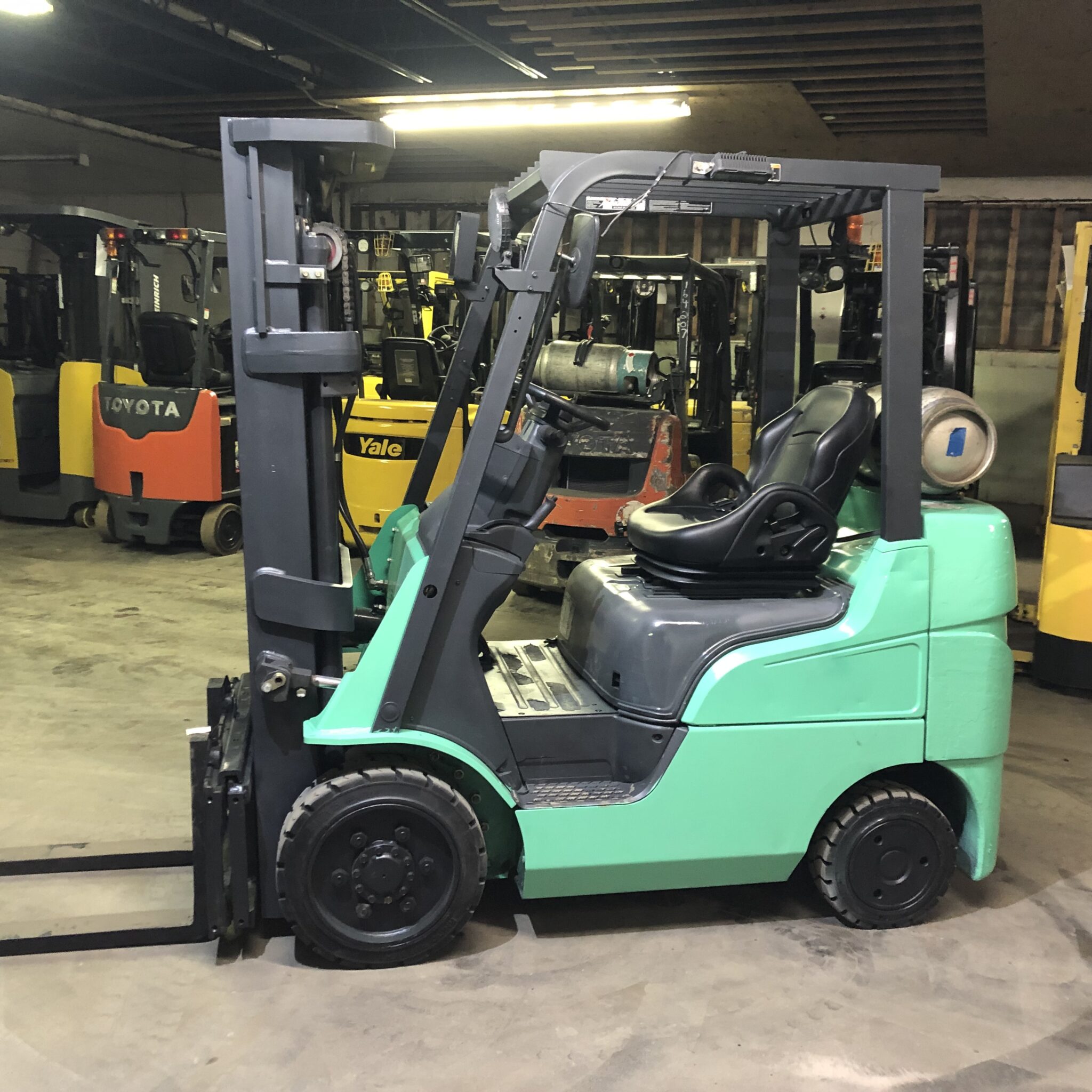 The Benefits of Electric Forklifts over Engine Forklifts