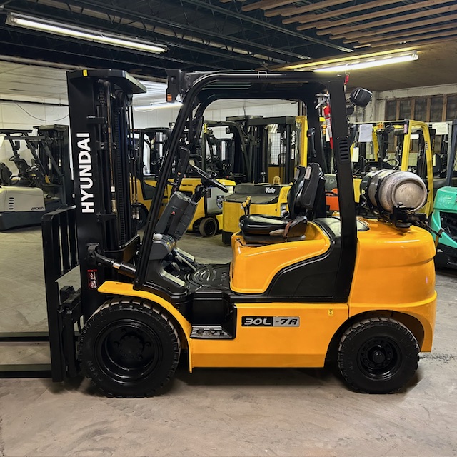 hyundai 30l-7a forklift specifications