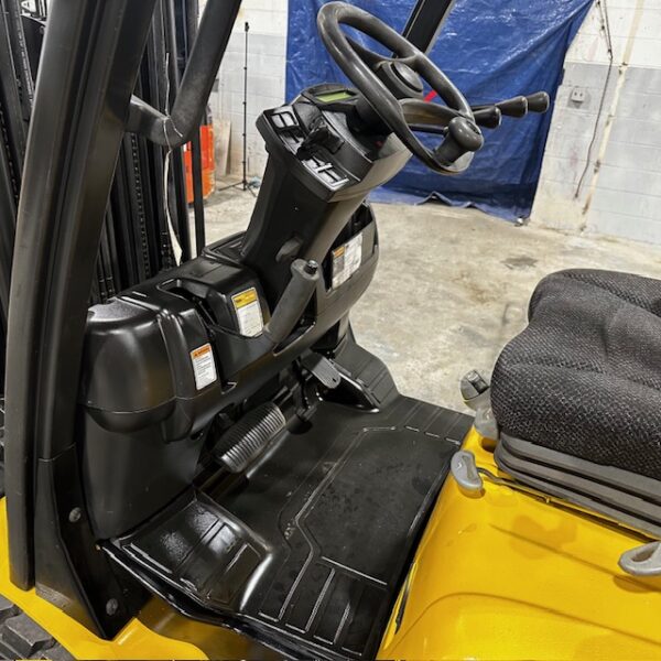 2019 Yale GDP060VX - Image 16