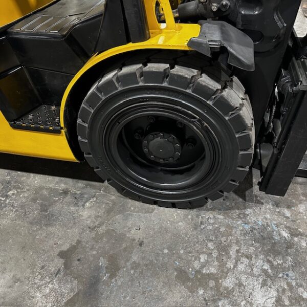 2019 Yale GDP060VX - Image 2