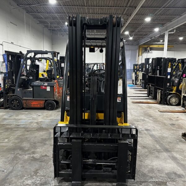 2019 Yale GDP060VX - Image 6