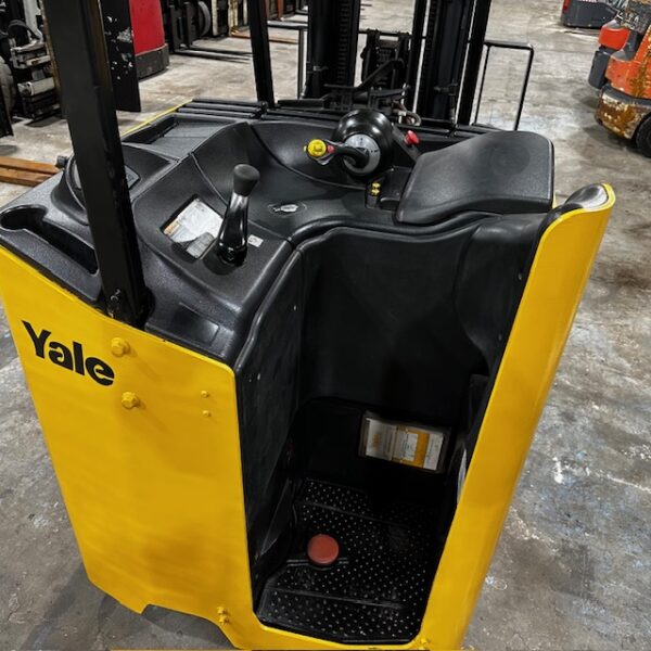 2021 Yale ESC040AD - Image 4