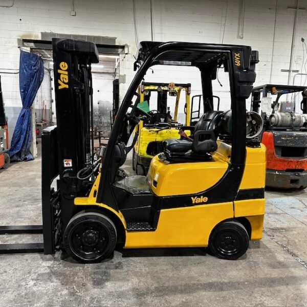 2021 Yale GLC060VX - Image 13