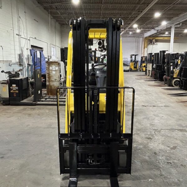 2019 Hyster S30FT - Image 2
