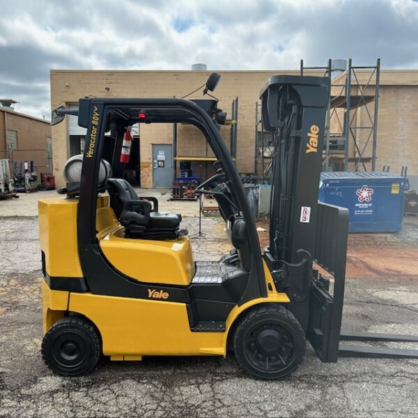 2018 Yale GLC080VX - Image 2