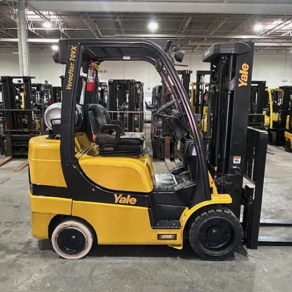 2021 Yale GLC070VX