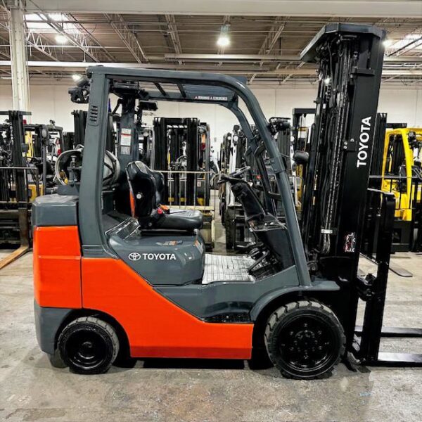 toyota 8fgcu30 used forklift