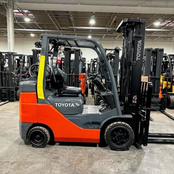 toyota 8fgcu30 used forklift