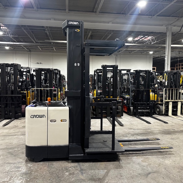 used crown order picker forklift