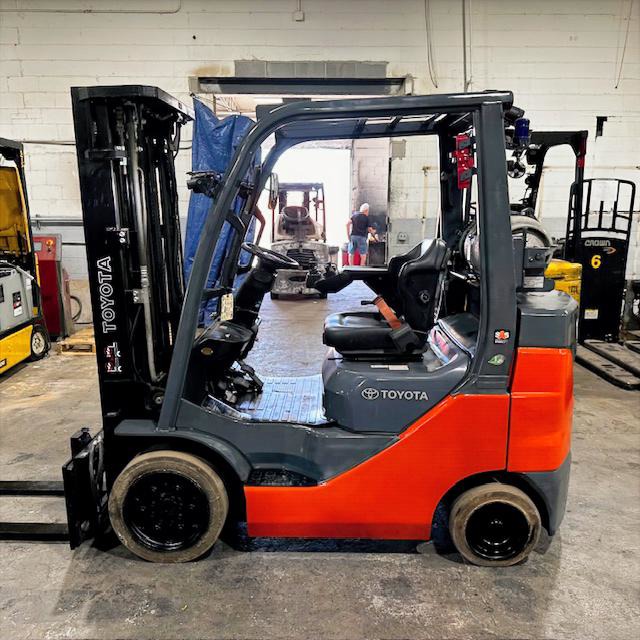 used cushion tire forklifts