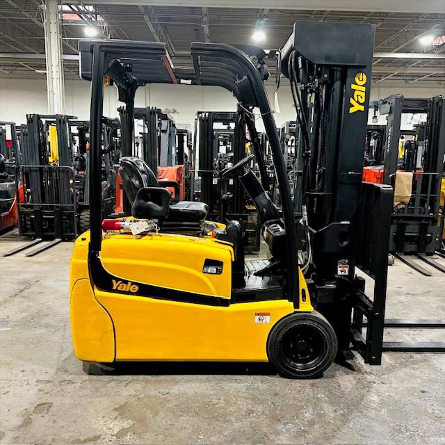yale three wheel electric forklift