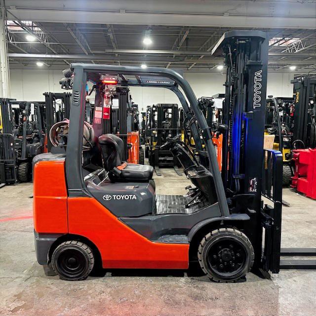 toyota 8fgcu30 used forklift