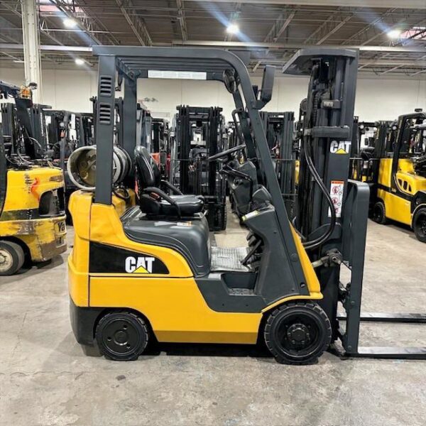 cat 2c3000 used forklift