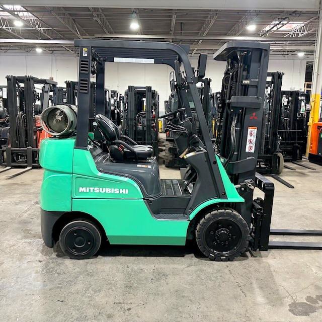 Used Mitsubishi FGC25N Forklift