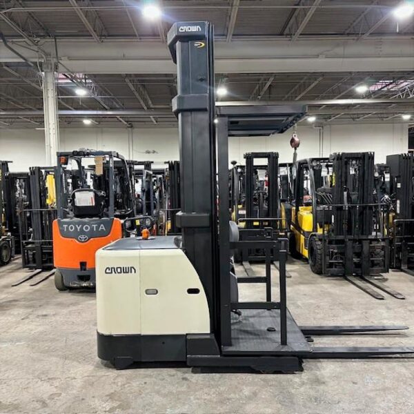 crown sp3520-30 used forklift