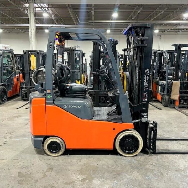 toyota 8fgcu18 used forklift
