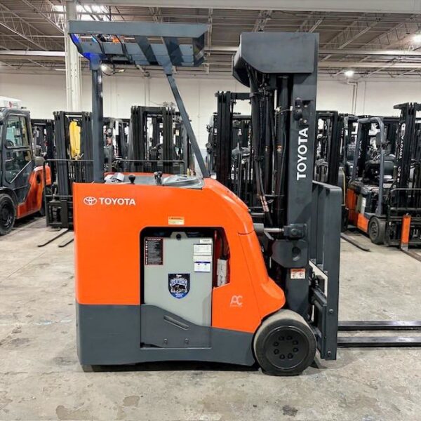 Toyota 8BNCu20 used forklift