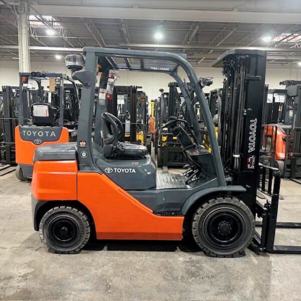 toyota 8fdu25 used forklift
