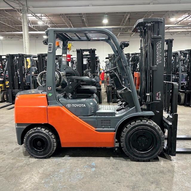 toyota 8fgu32 used forklift