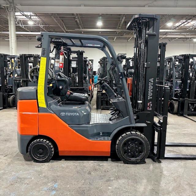 toyota 8fgcu30 used forklift