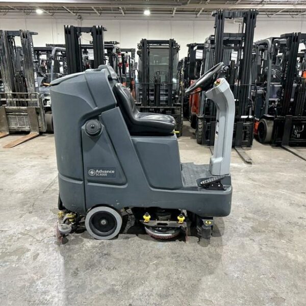 advance sc4000 used floor scrubber