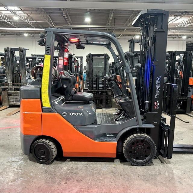 toyota 8fgcu30 used forklift