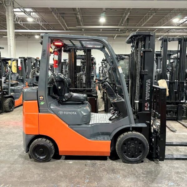 toyota 8fgcu25 used forklift