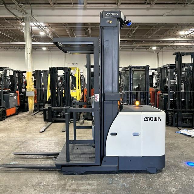 crown sp3520-30 used forklift