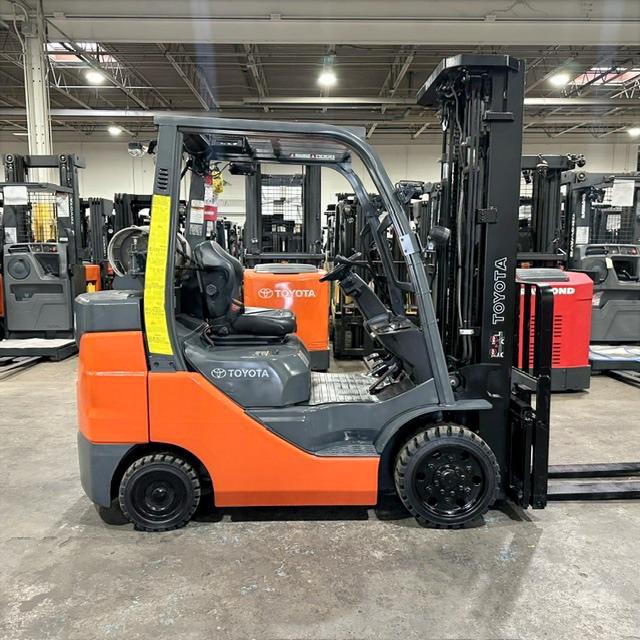toyota 8fgcu30 used forklift