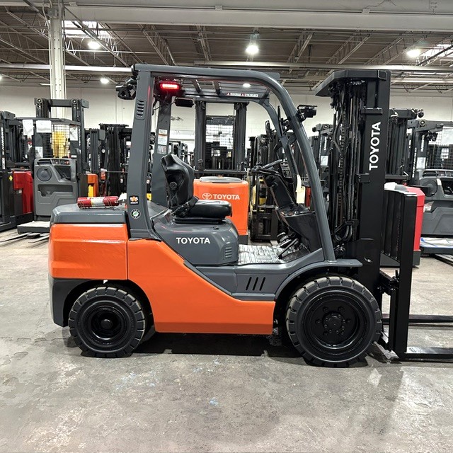 toyota 8fdu32 used forklift