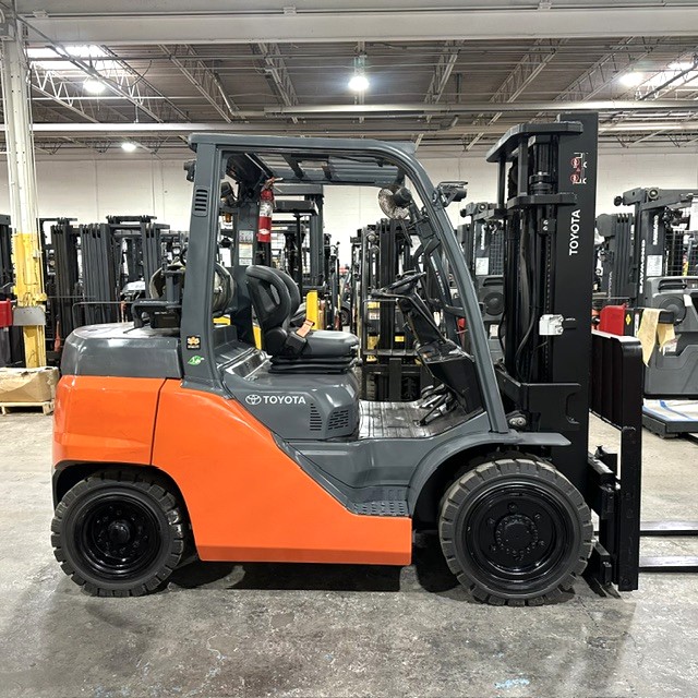 toyota 8fg35u used forklift